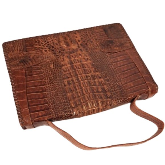 True Vintage 1930s Genuine Alligator Skin Clutch Handbag Purse With A Top Handle - Picture 3 of 8